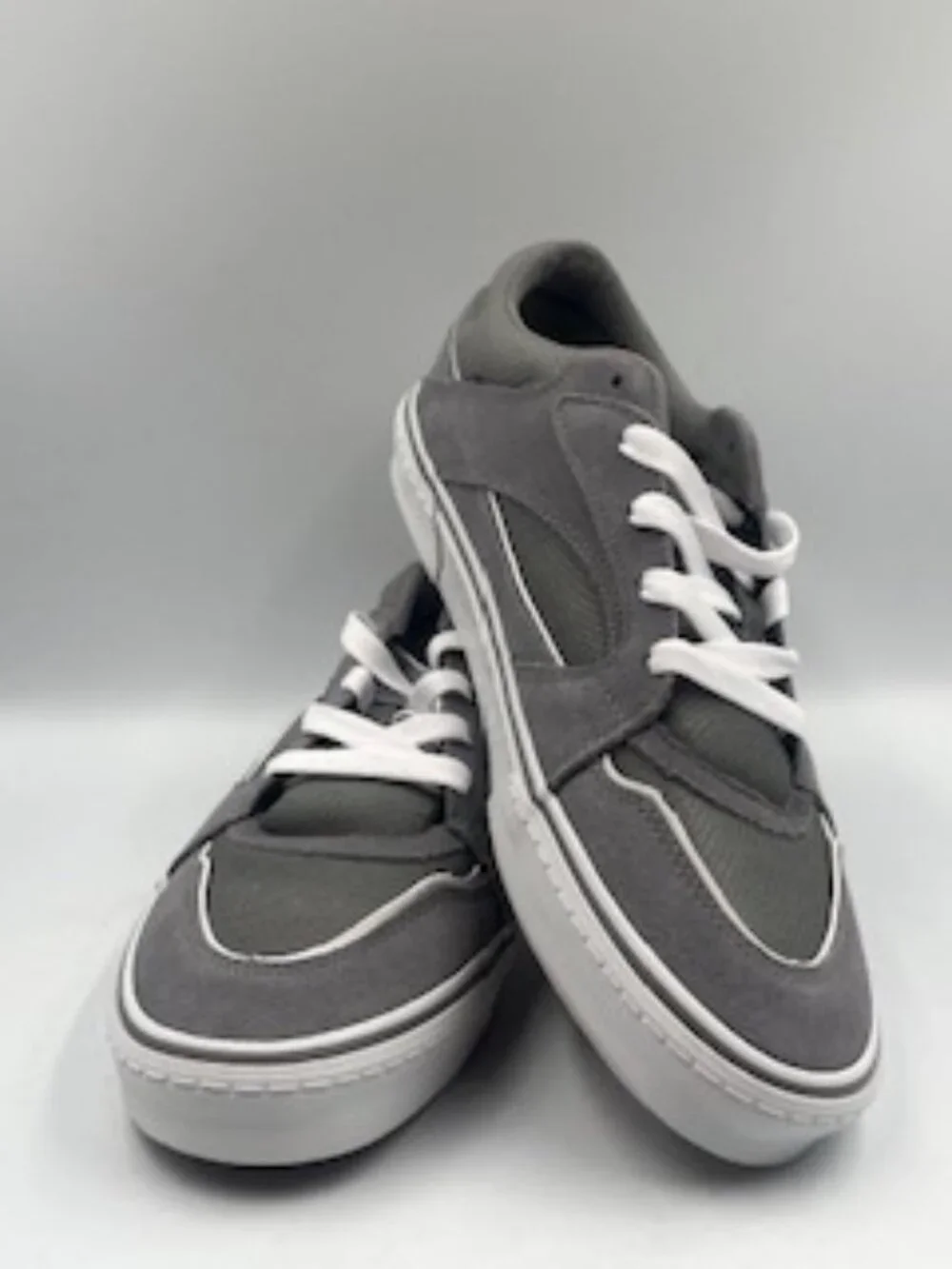 New Vans‎ Colson Gray Retro Suede Sneakers Size 10.5 Low top NIB